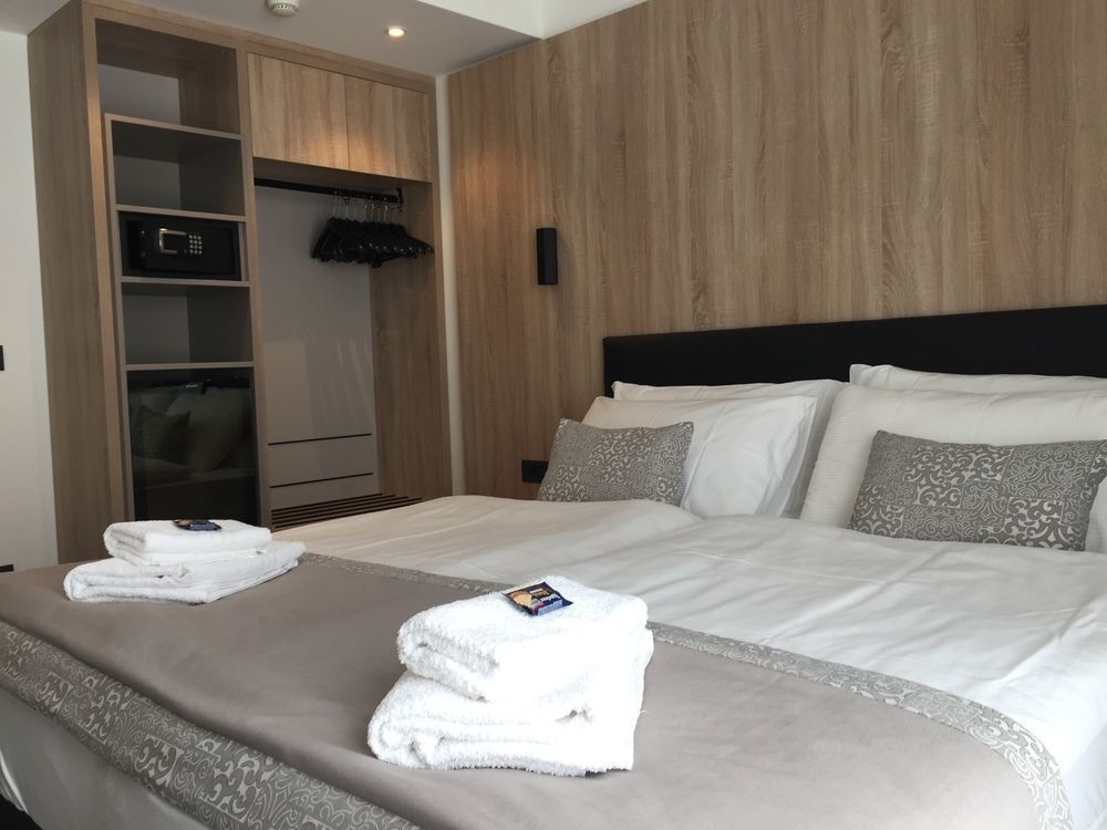 Tourist Hotel Brixen Exteriör bild